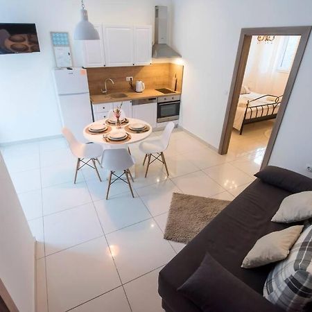 Apartman M&S 1 Kali, Otok Ugljan Apartment Exterior photo